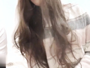 最新台湾长腿美人『ladyyuan』与前任叙旧被发现我在swag当主播 直接开干被口爆顏射吞精